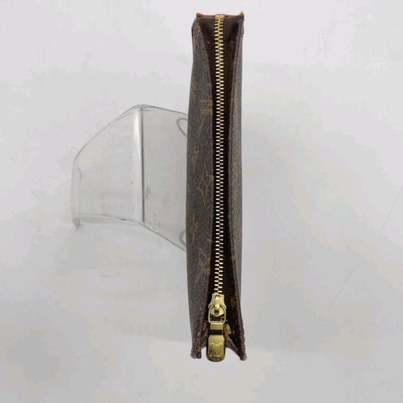 100%Authentic Louis Vuitton Brown Monogram Pouch - Picture 6 of 9